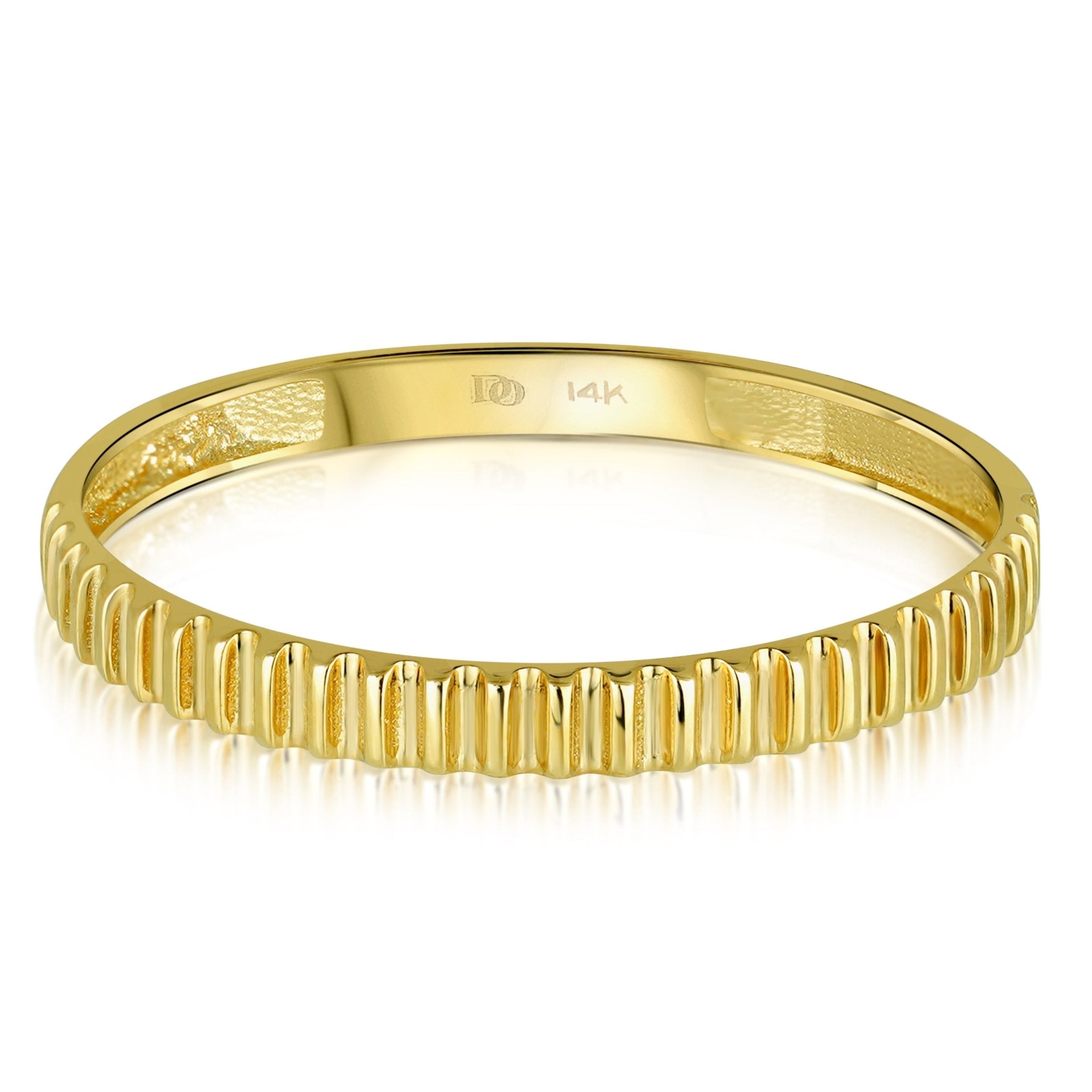 Buy Senco Gold 22K Yellow Gold Ring of Wonder Gold Earrings online