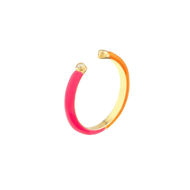 This exquisite 14K gold ring from the Diamond Origin 2023 collection features a 3pt diamond cuff with two tones of enamel  half pink and half orange that will give your look a unique and eye catching twist. Its classic gold stackable design adds a touch of sophistication to any ensemble.