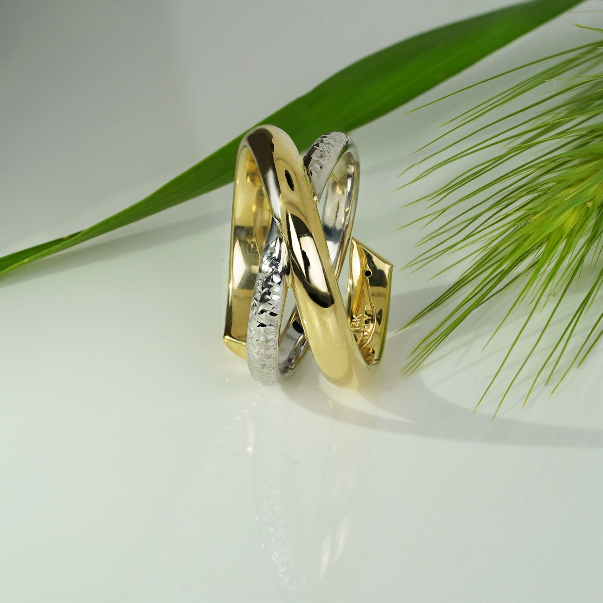 Modern Diamond Bridal Set in 10k Yellow Gold - Jewelry by Johan